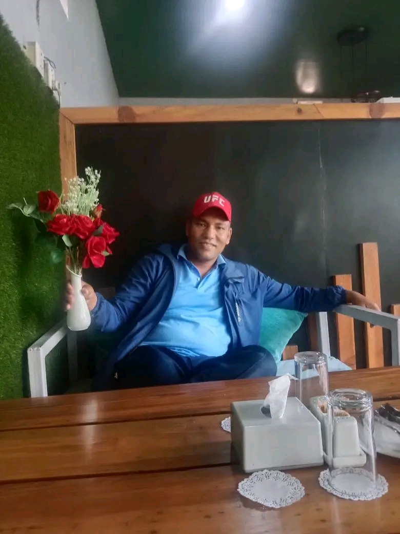 दिपक बोहरा विटालु